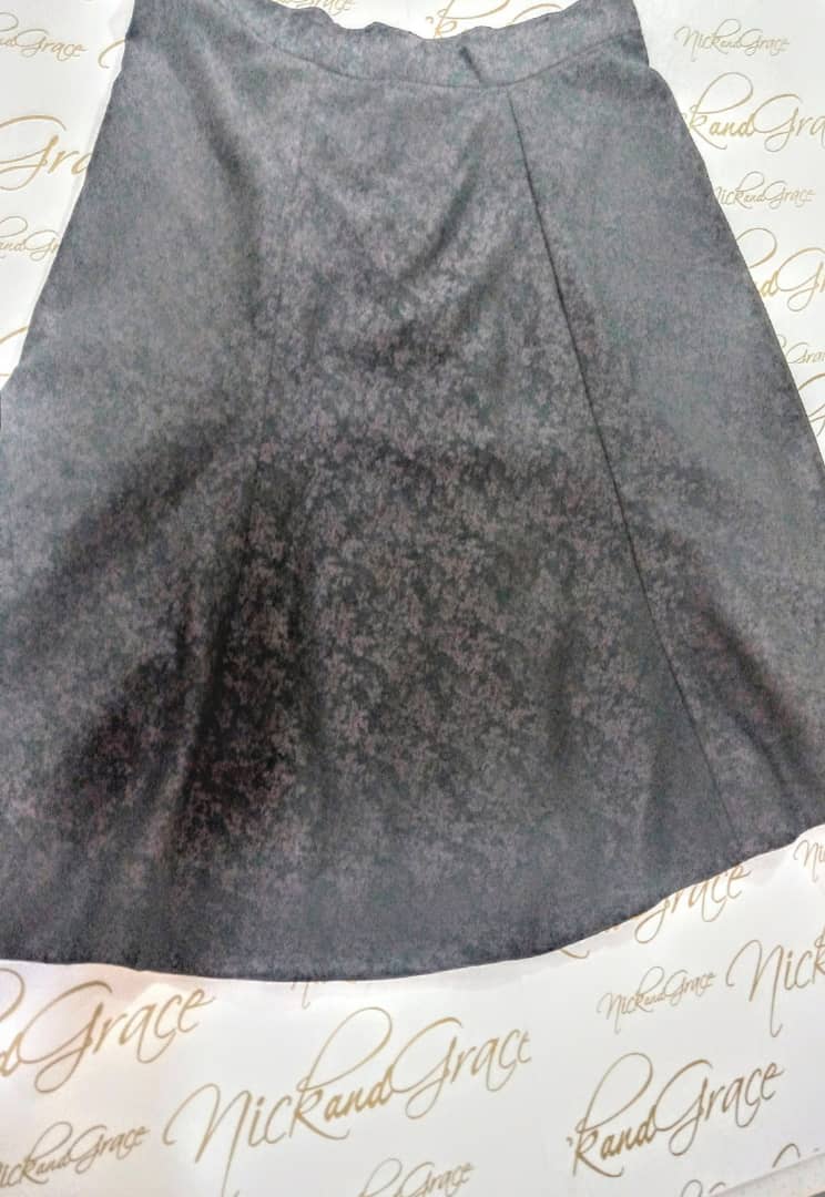Black/Aubergine Knee-length Princess Line Skirt